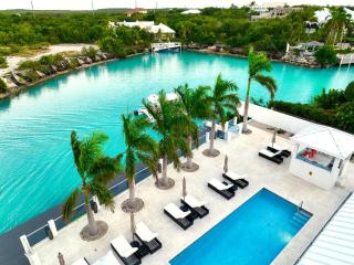 Lagoon View Villa, Pool, Dock, & Waterways - 5