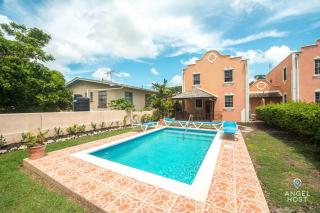 2-Story Townhome with Private Pool, Ideal for Group! - 6
