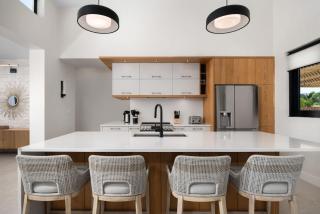 Upper East Side Enclave # 18 - 6
