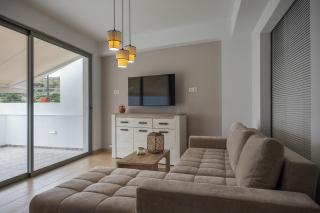 Cretan View - Elevated House with Panoramic View - 9