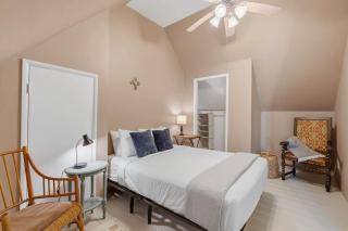 Charming Barrio Adobe - 0