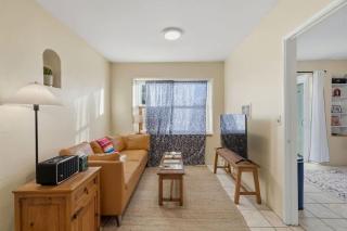 Charming Barrio Adobe - 4