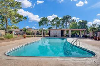 Cozy Pet Friendly Townhome with Pool - 1