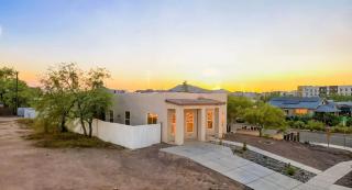 Modern Tucson Home Near UA & Downtown - 2