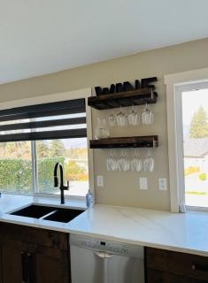 Spacious family home in Kelowna's Lower Mission - 5