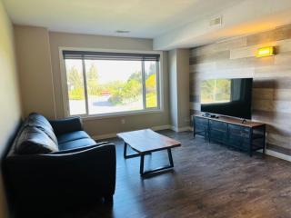 Spacious family home in Kelowna's Lower Mission - 4