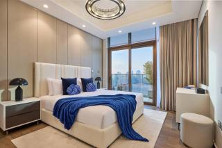Luxury 3BR Maid room I Burj views I Downtown - 1