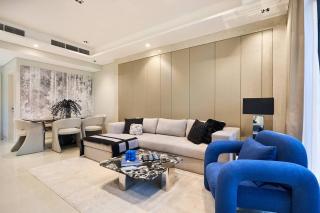 Luxury 3BR Maid room I Burj views I Downtown - 5