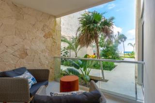 Chic Beachfront Condo Ocean View Rooftop Pools - Akumal - 9