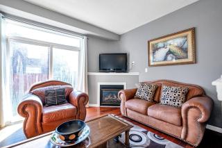 King Bed, Home Gym, 4 TVs, Near Recreational Parks, Tennis Court, Shops - 6