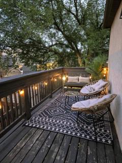 Luxe Chicago Retreat Game Room, Deck Fire Pit - Chicago - 5
