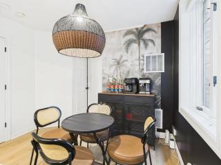 Historic Estate 10 BR, Sleeps 16, Game Room - 5