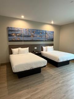 Clarion Pointe Port Lavaca - 1