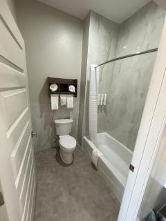Clarion Pointe Port Lavaca - 3
