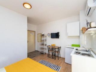 Studio apartment with sea view 2 - 0