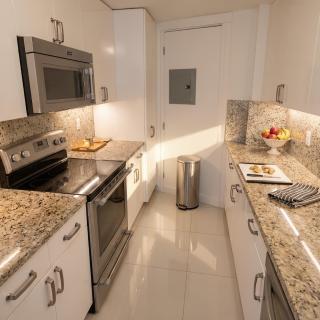 Steps to Beach Luxury 2BR Condo Pool & Gym Sleeps 8 - 7