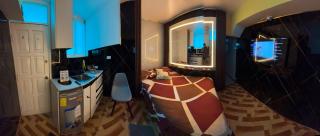 Gold House Premium - 1