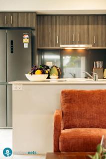 Stylish 4BR Sleeps Up To 8 Near Theme Parks - 5