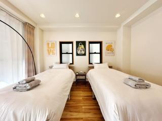 OMOYI-HOUSE Spacious 4BR Sleeps 8 in Shinjuku-Yoyogi Private 4 Floors with Big Balcony Near Gyoen Takashimaya Isetan - 7