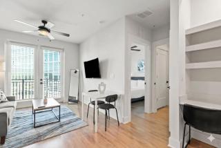 1BD in the Heart of Tampa Luxury Travel Gym - 8