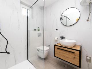 One bedroom apartment with sea view 1 - 5