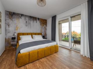 Apartments Villa Wood - Two Bedroom Apartment with terrace and pool view W2 - 6