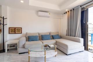 Club Residence Kamala on the Main Road, Full Kitchen - 0