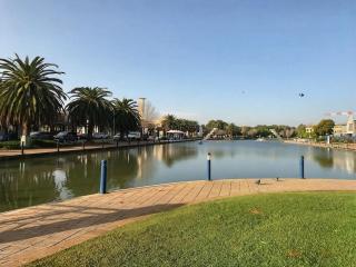 Three bedroom apartment, Relax or Work you choose - 8