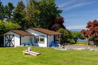 Beachview Retreat 2 Homes • Sleeps 14 • Pets ok! - 3