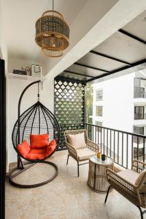 Luxurious 1BHK at Calungate with resort pool and designer balcony near beach - 2