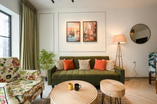 Luxurious 1BHK at Calungate with resort pool and designer balcony near beach - 3