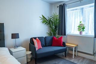 Charles House - 7