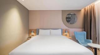Home Inn Neo Leshan Central Food Street - 3