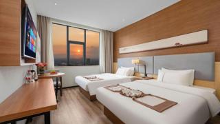 JTOUR Inn Yulin Railway Station Industrial Products Market - 5