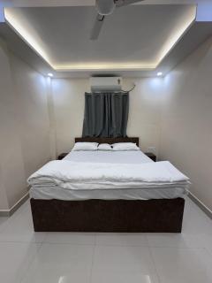Hotel Prime Residency - just 400m from airport - 1