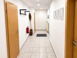 Große Wohnung mit Terrasse in Bedburg-Hau - 7
