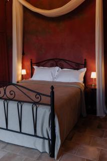 KISLOV Vineyard Boutique Hotel - 9