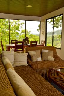 SauGaLe - Paradise Views, King Bed, Hot Tub, Pool - 4