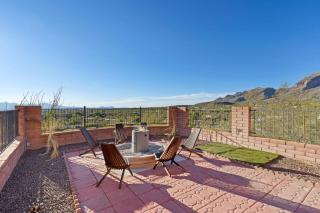 Foothills Hilltop • Pool • Spa • Gym • 360° Views - 4