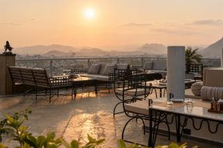 Raj Kuber - A Boutique Lake View Hotel - 4