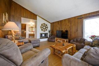 Hilltop Lodge - For 27 Guests! - 6