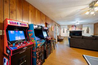 Hilltop Lodge - For 27 Guests! - 8
