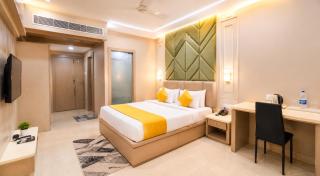 Hotel Aura Resort - 1