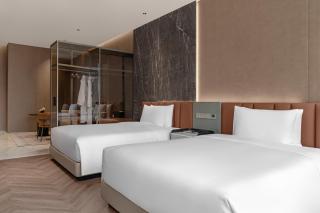 Tonino Lamborghini Hotel Chengdu - 8