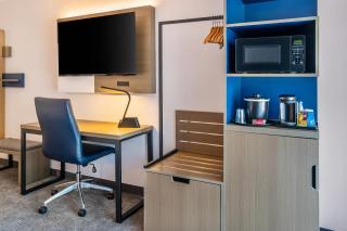 Comfort Inn - 6