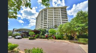 Luxury Parap Retreat with Pool and Gym - 0