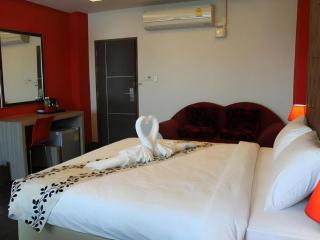 Chariot Pattaya Hotel - 2