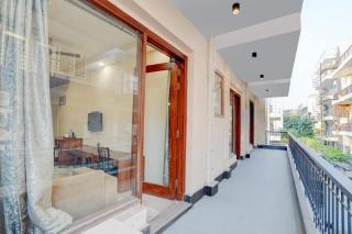Townhouse Sector 47 Near Medanta - 4
