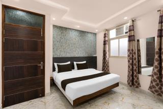 Super Townhouse Khajuri Khas Metro Station - 9