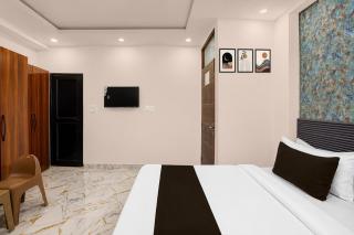 Super Townhouse Khajuri Khas Metro Station - 4